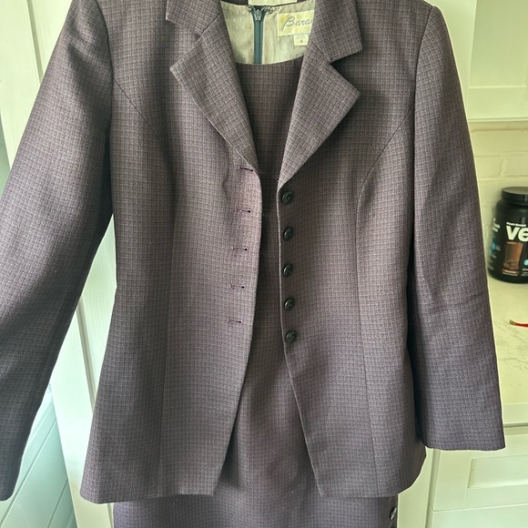 Barami matching suite dress set - Picture 14 of 16